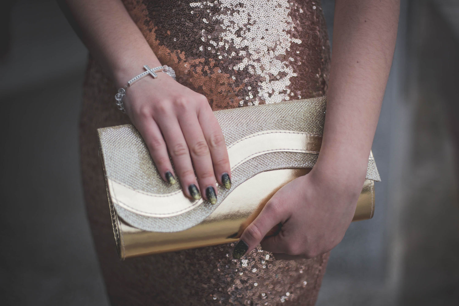 D01ib - The Women’s Clutch Bag Edit