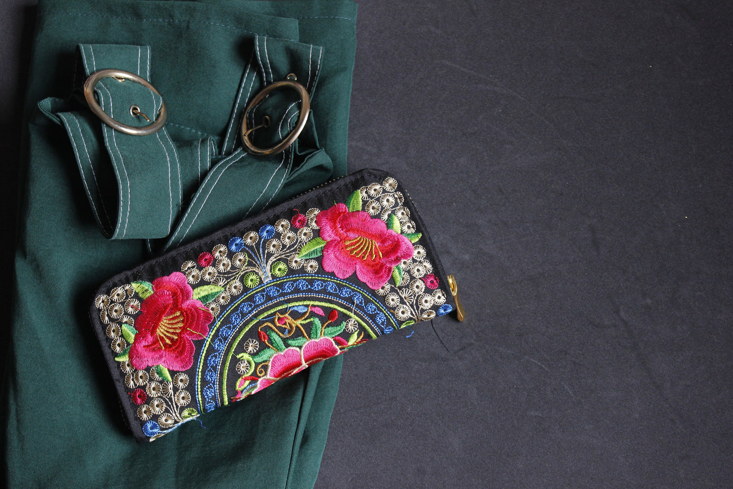 D01i - The Clutch Bag Edit