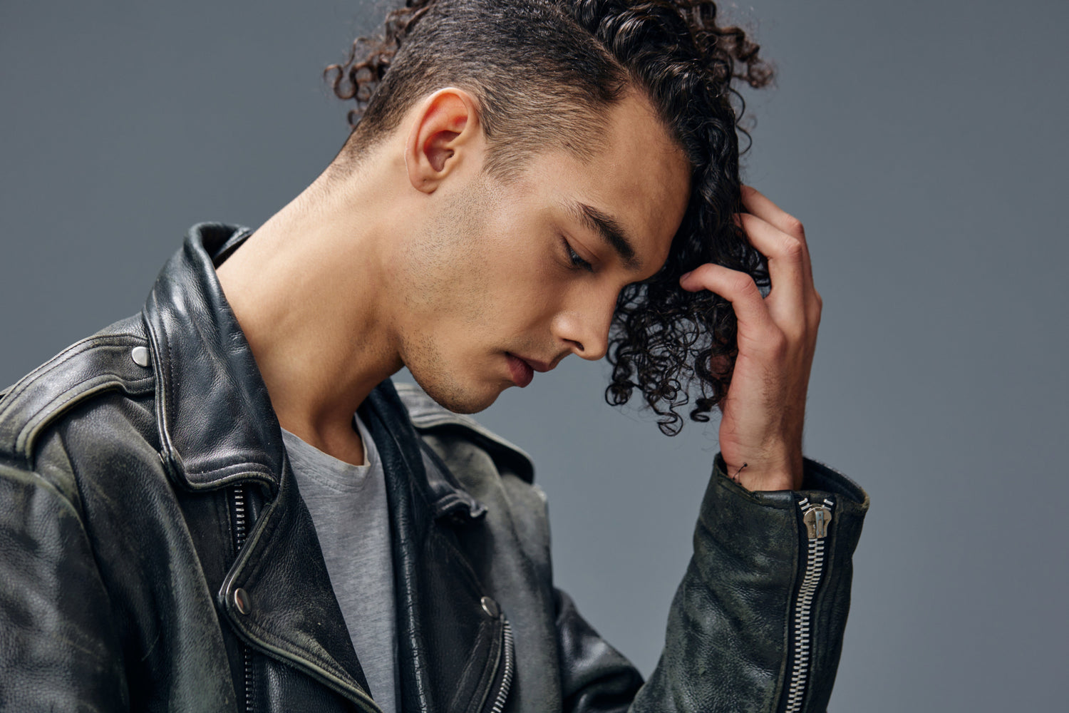 A09fa - The Men’s Hair Combs Edit