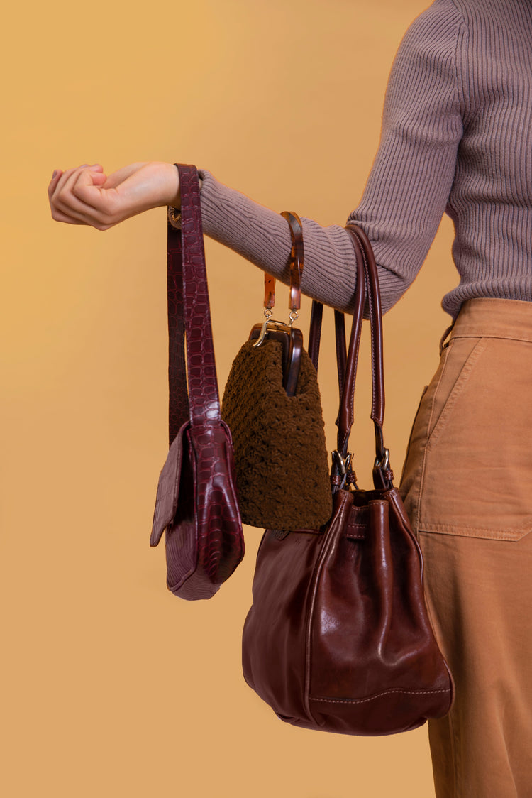 D01zb - The Women’s Bag Finds Edit