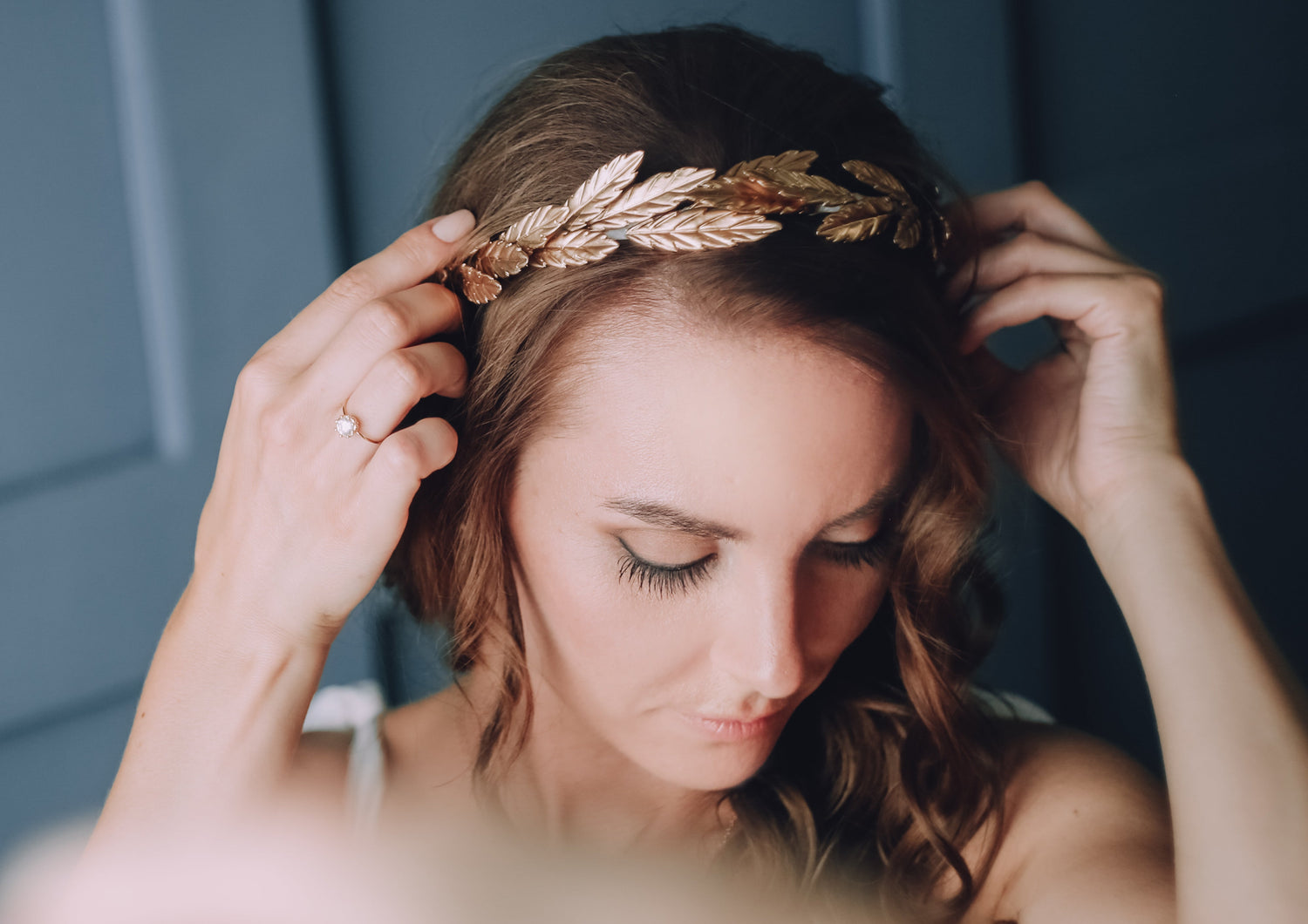A09gb - The Women’s Hairbands Edit
