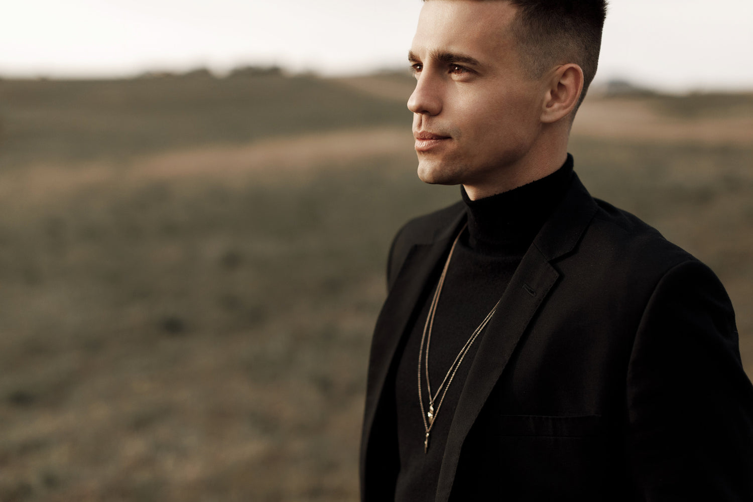 A07fa - The Men’s Necklace Edit