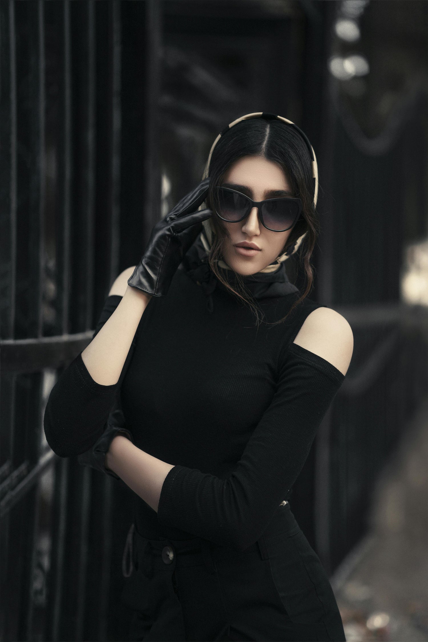 A12b - The Women’s Glove Edit