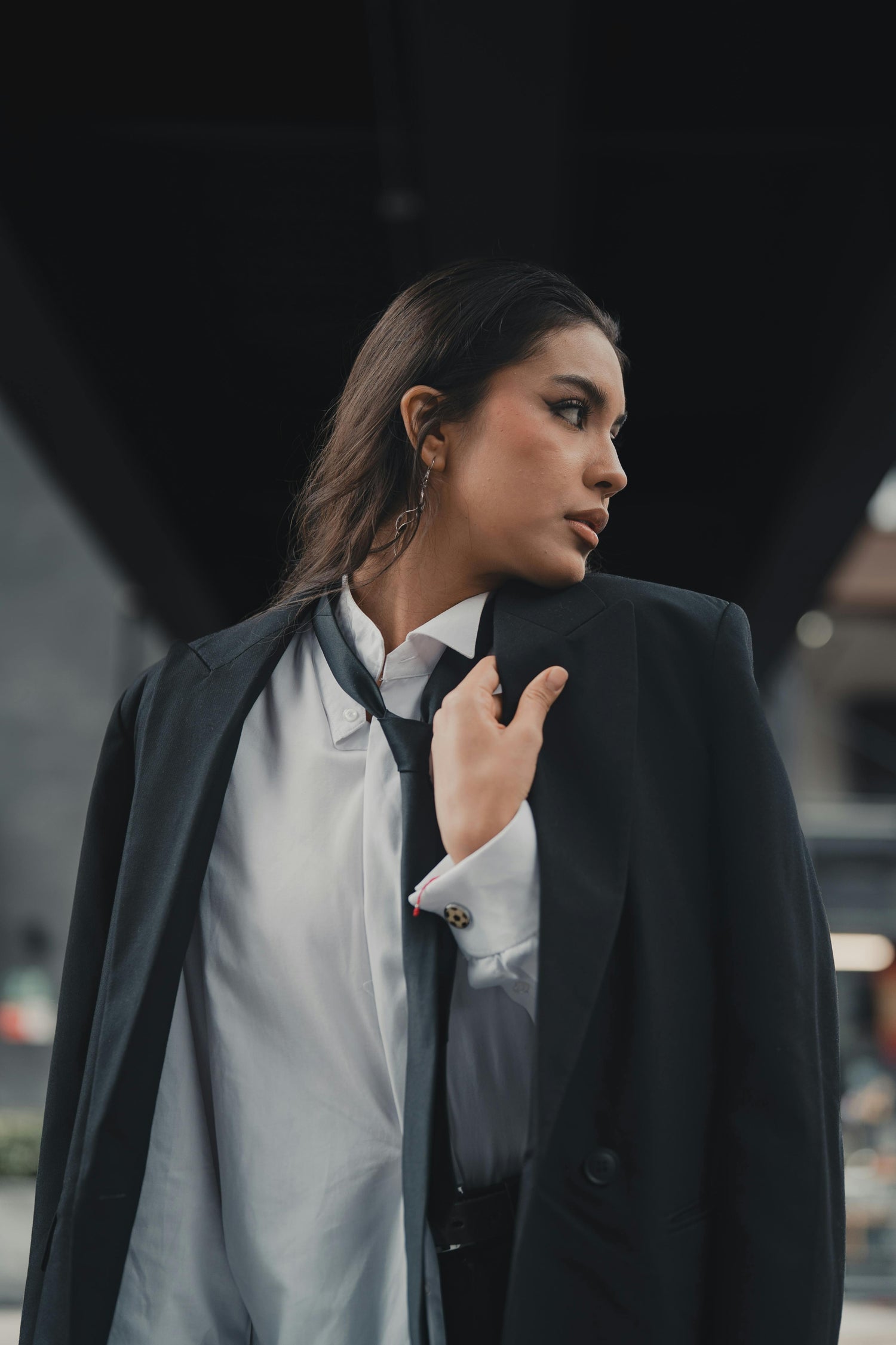 A05db - The Women’s Cufflink Edit