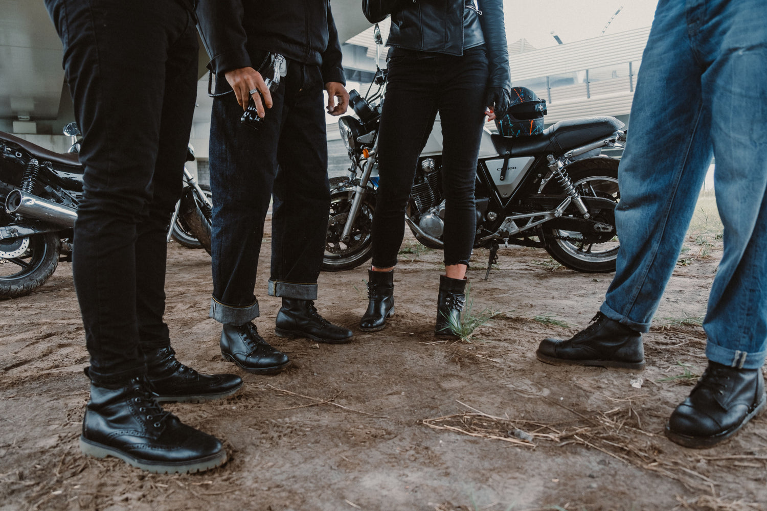 C04g - The Lace-Up Boot Edit
