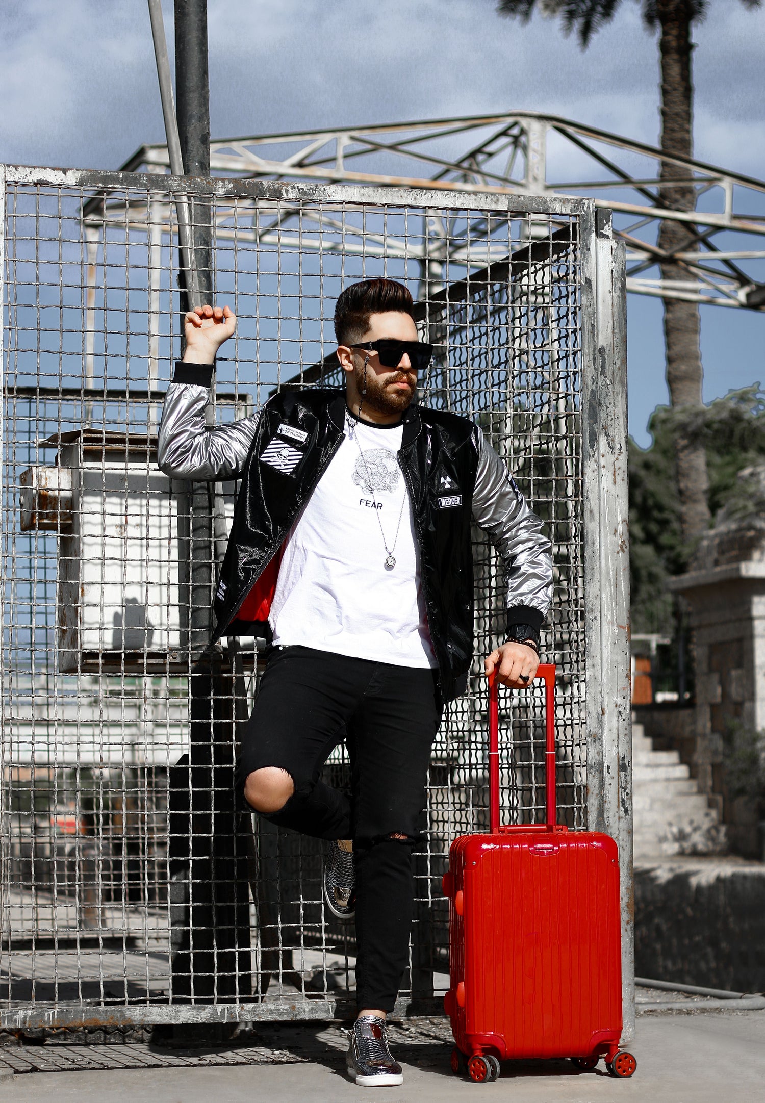 D01ua - The Men’s Suitcase Edit