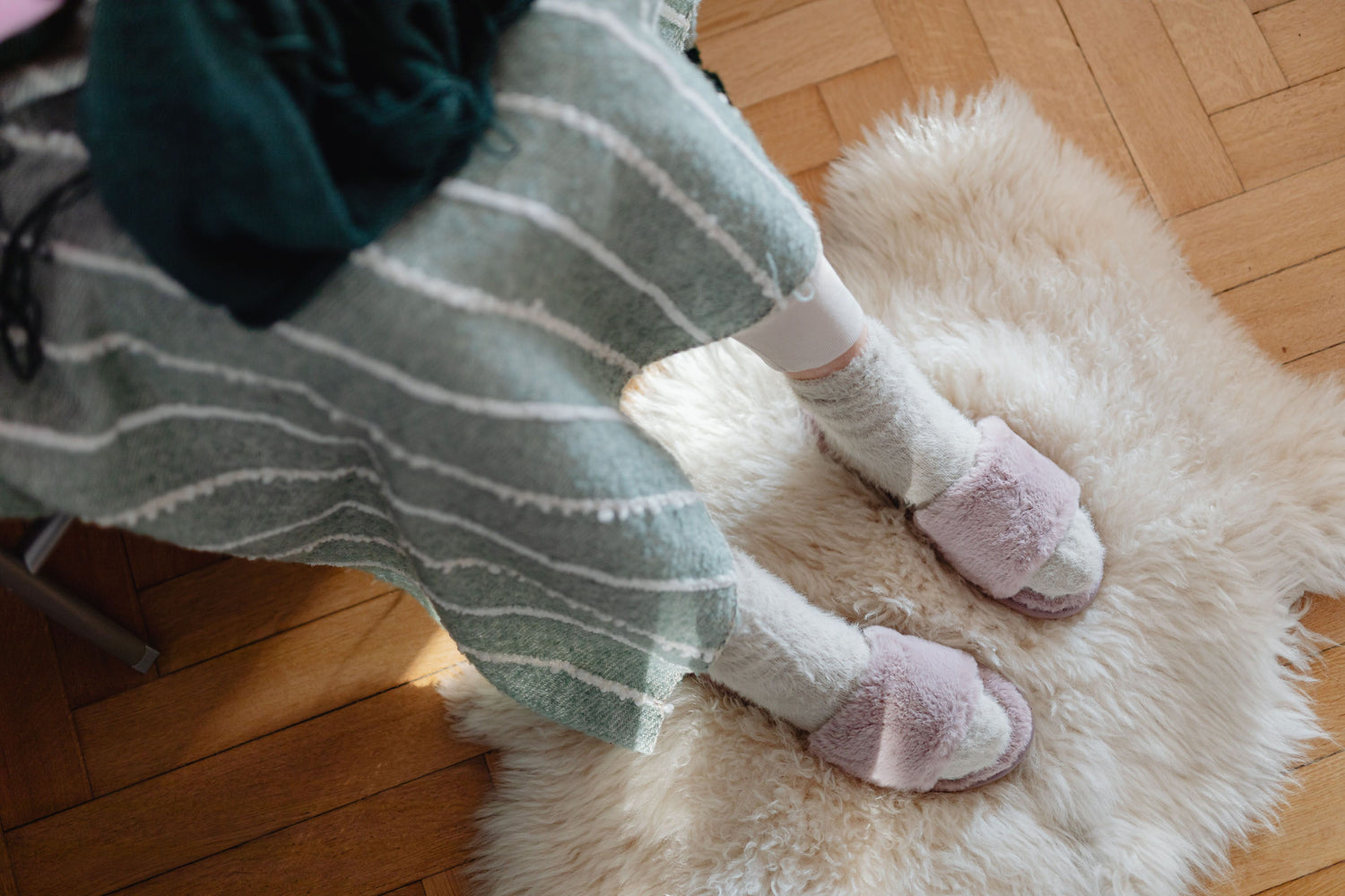 C03fb - The Women’s Slipper Sandal Edit