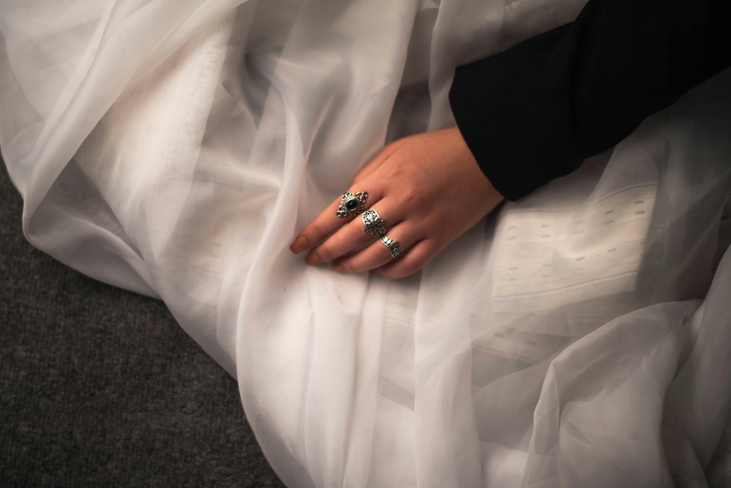 A07gb - The Women’s Rings Edit