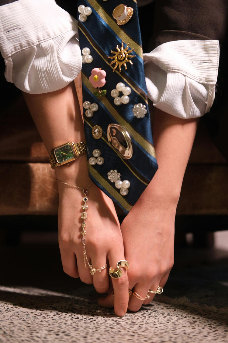 A02b- Women's Other Accessories Edit