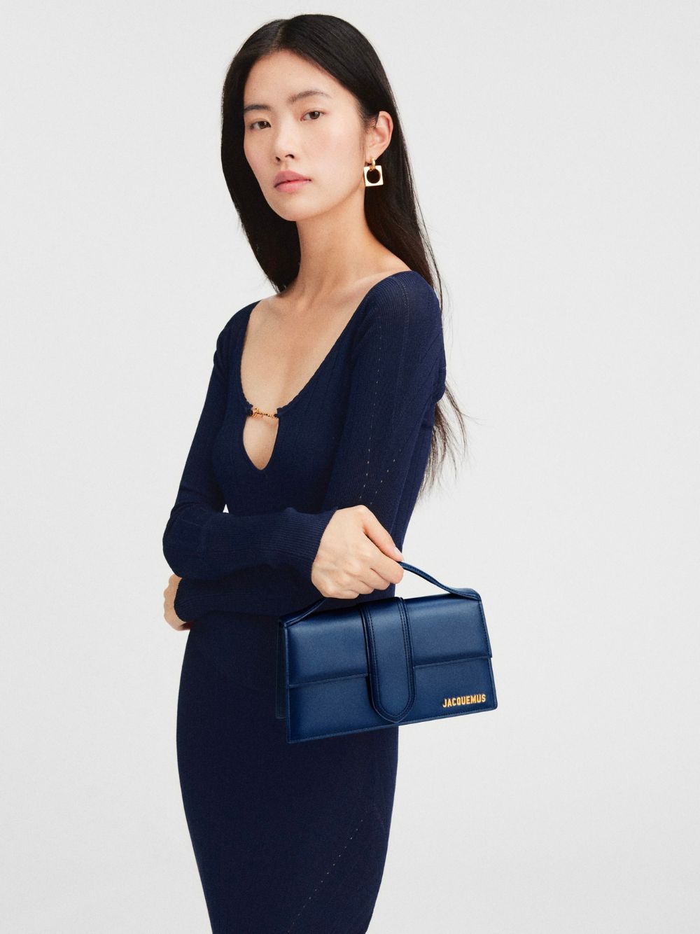Jacquemus Dark NavyLeather Le Grand Bambino Handbag - ClickThatClicks 