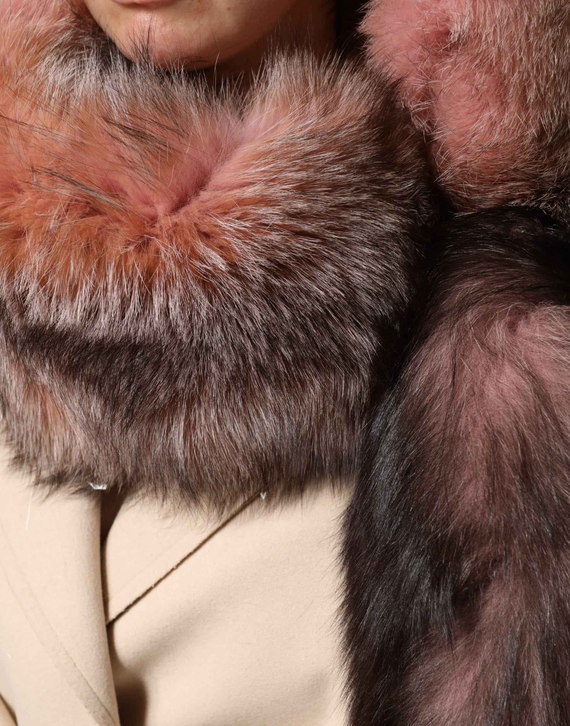 Dolce & Gabbana Pink Frost Fox Fur Neck Warmer Winter Scarf - ClickThatClicks 
