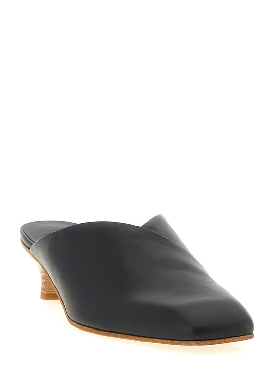 VICINI Black Calfskin Mid Heel Pumps