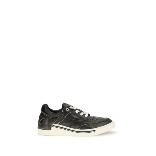 Fendi Black Calf Leather Bos Taurus Low Top Sneakers