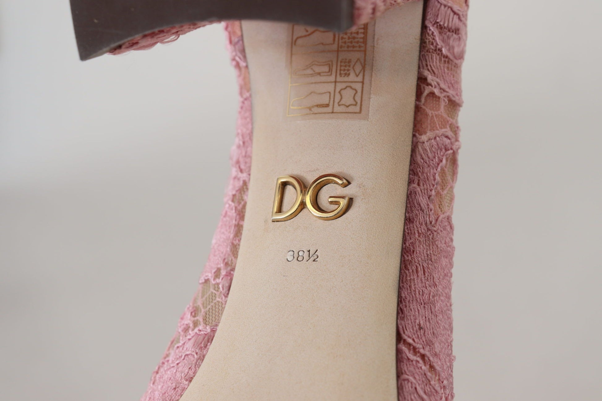 Dolce & Gabbana Pink Taormina Lace Crystal Pumps Pastel Shoes - ClickThatClicks 