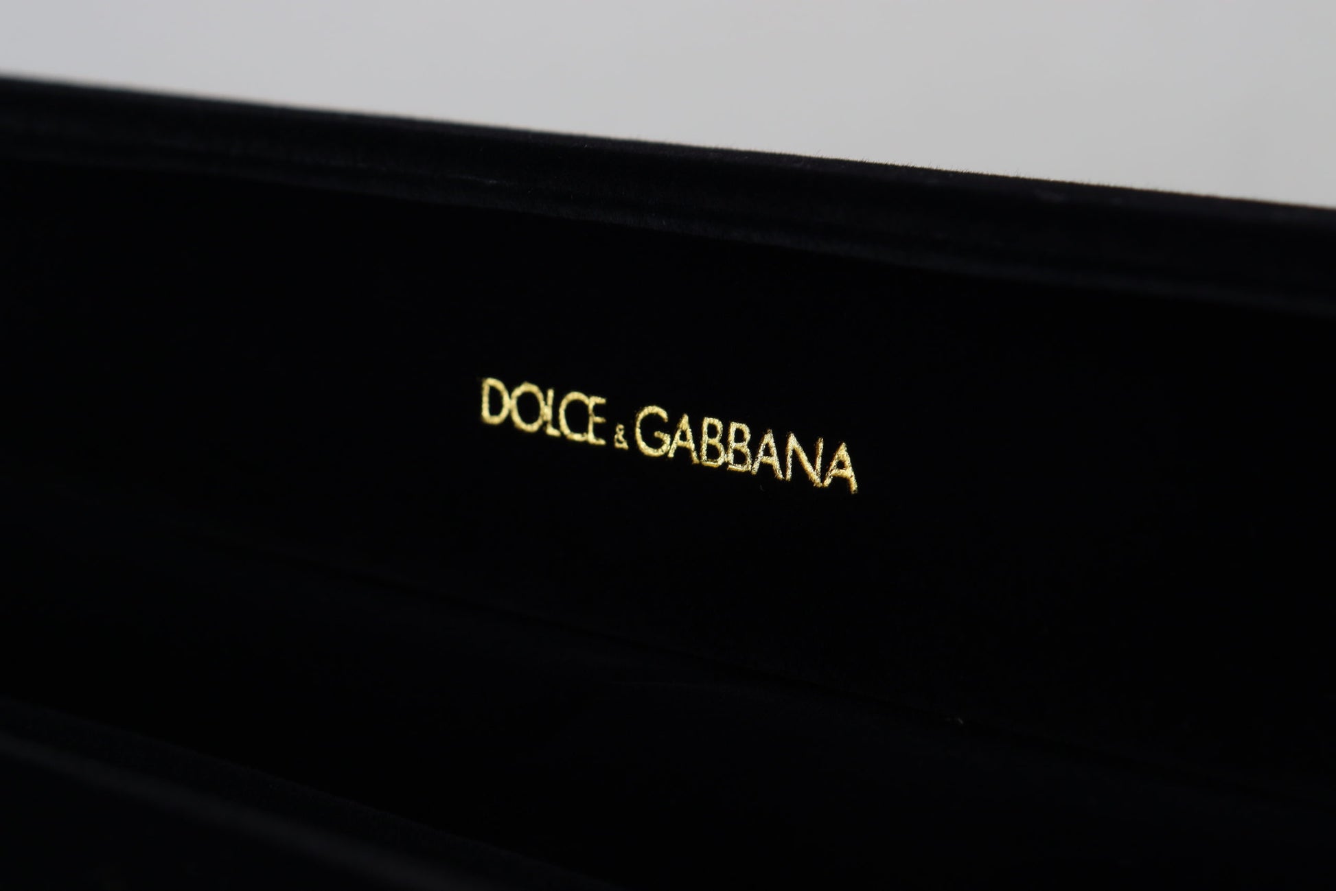Dolce & Gabbana Black Velvet Logo Plaque Storage Bracelet Jewelry Box - ClickThatClicks 