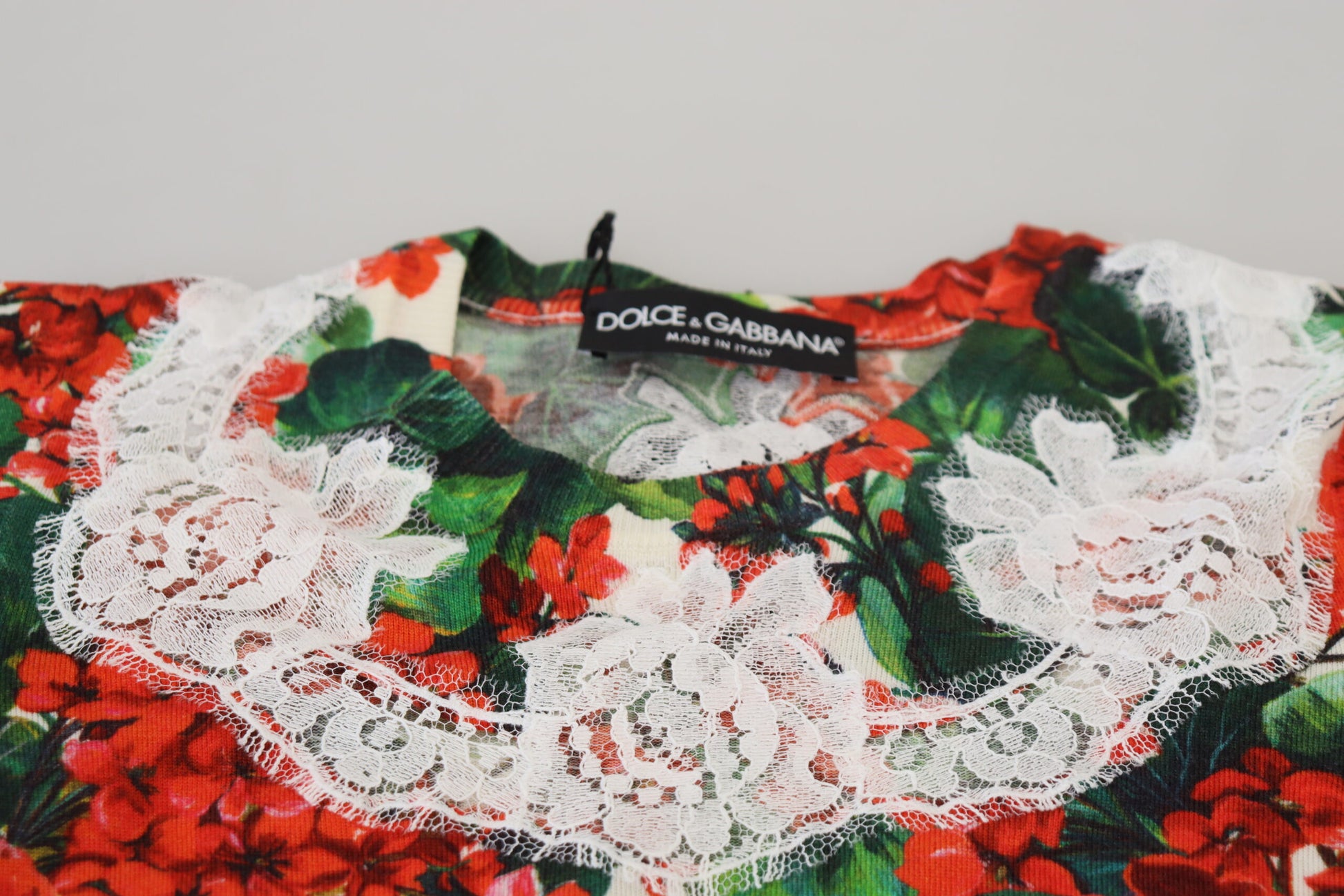 Dolce & Gabbana White Floral Wool Lace Vest Tank Top - ClickThatClicks 