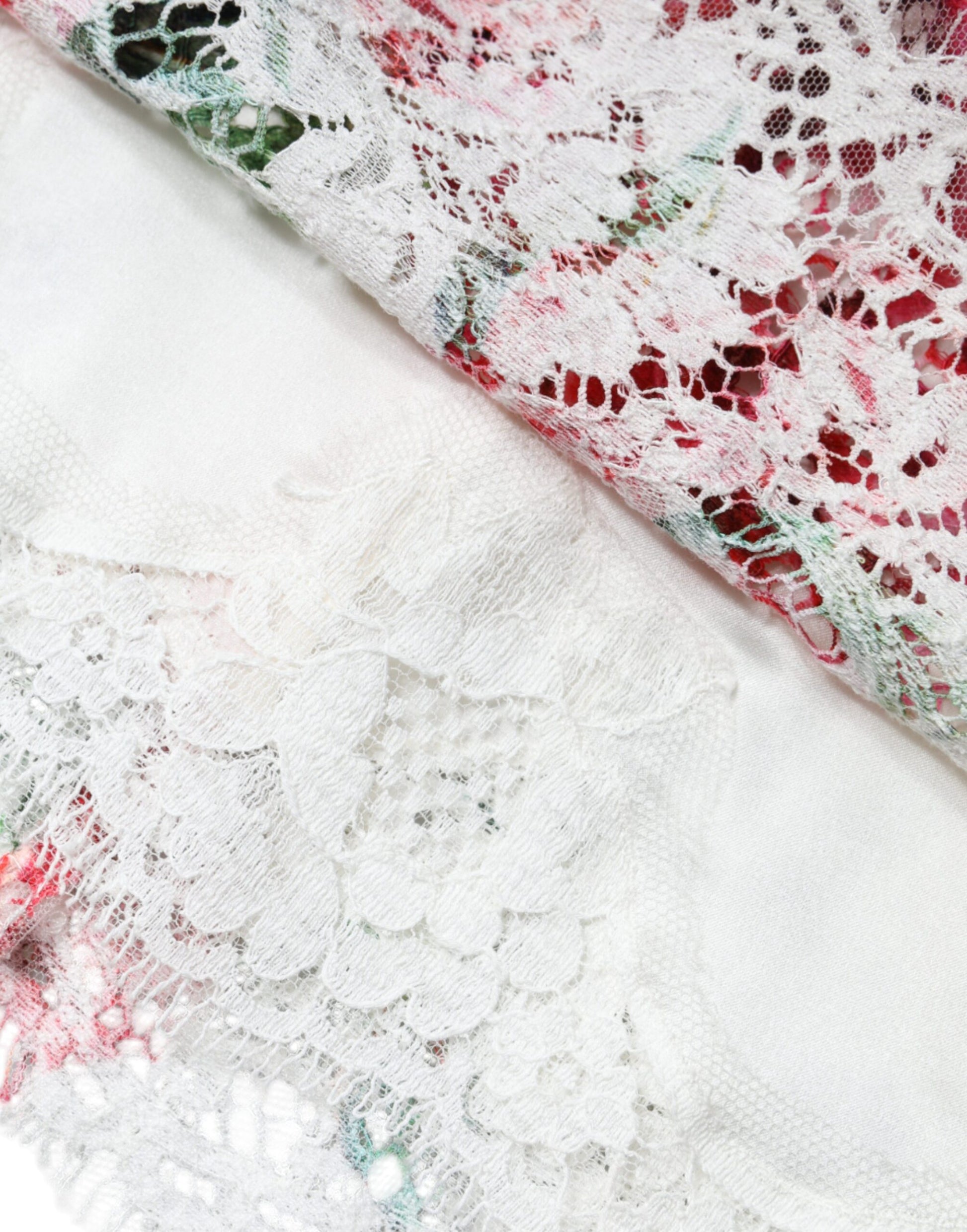 Dolce & Gabbana White Peony Lace Short Sleeves Blouse Top - ClickThatClicks 