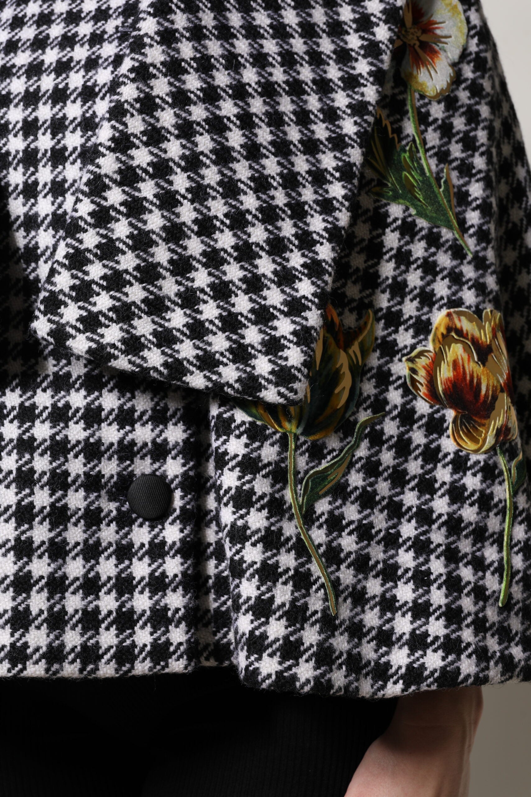 Dolce & Gabbana Black White Monochrome Patterned Floral Cape Jacket - ClickThatClicks 