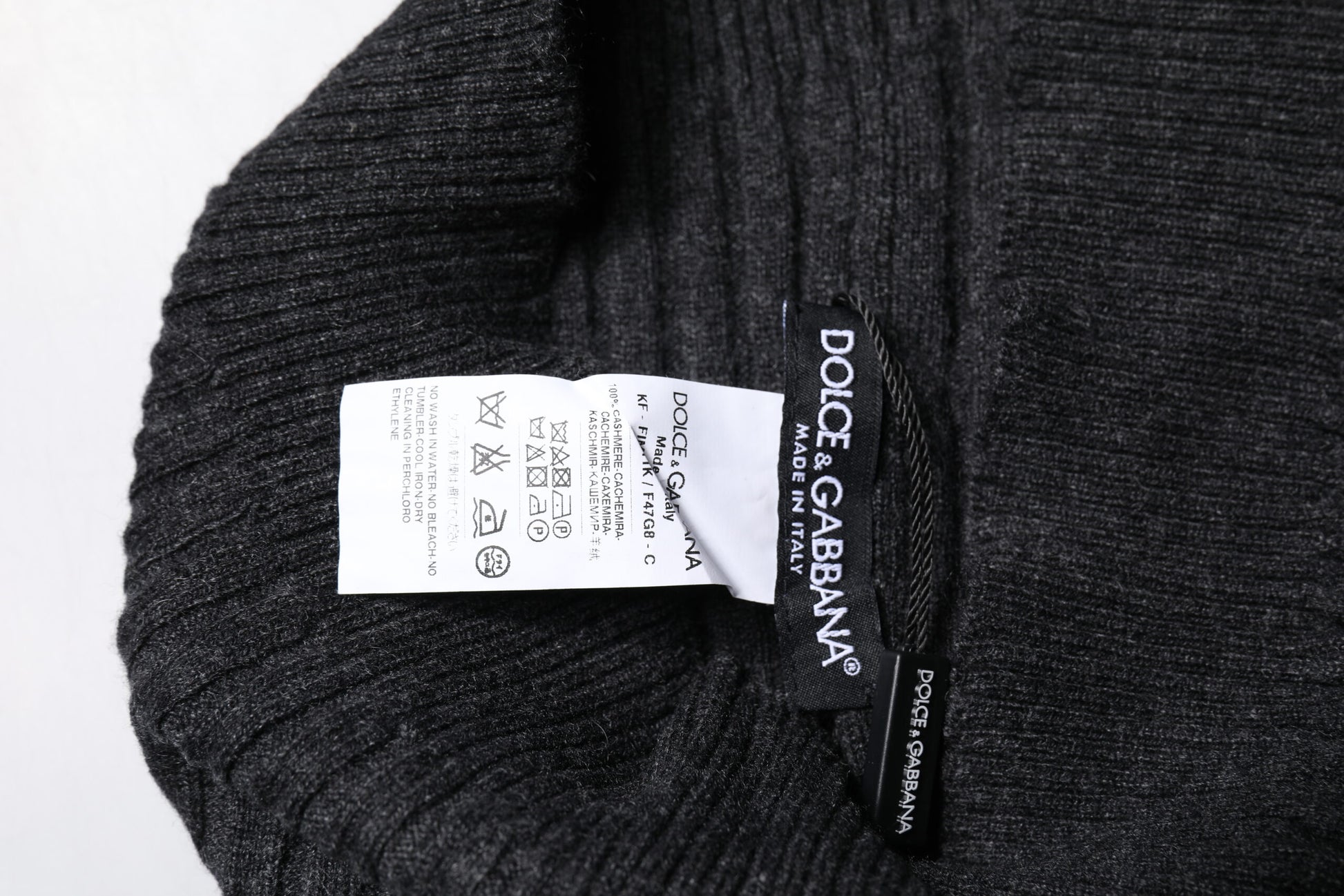 Dolce & Gabbana Black Cashmere Knitted Neck Warmer Foulard Scarf - ClickThatClicks 