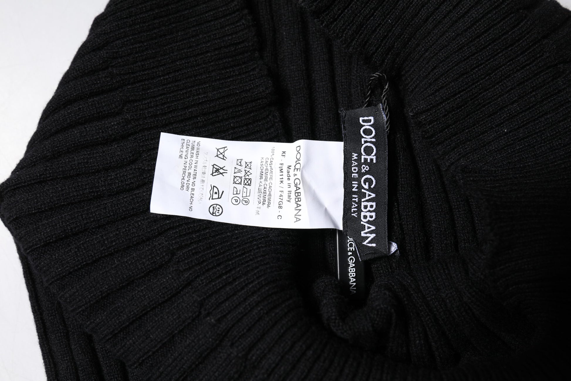 Dolce & Gabbana Black Cashmere Knitted Neck Warmer Foulard Scarf - ClickThatClicks 