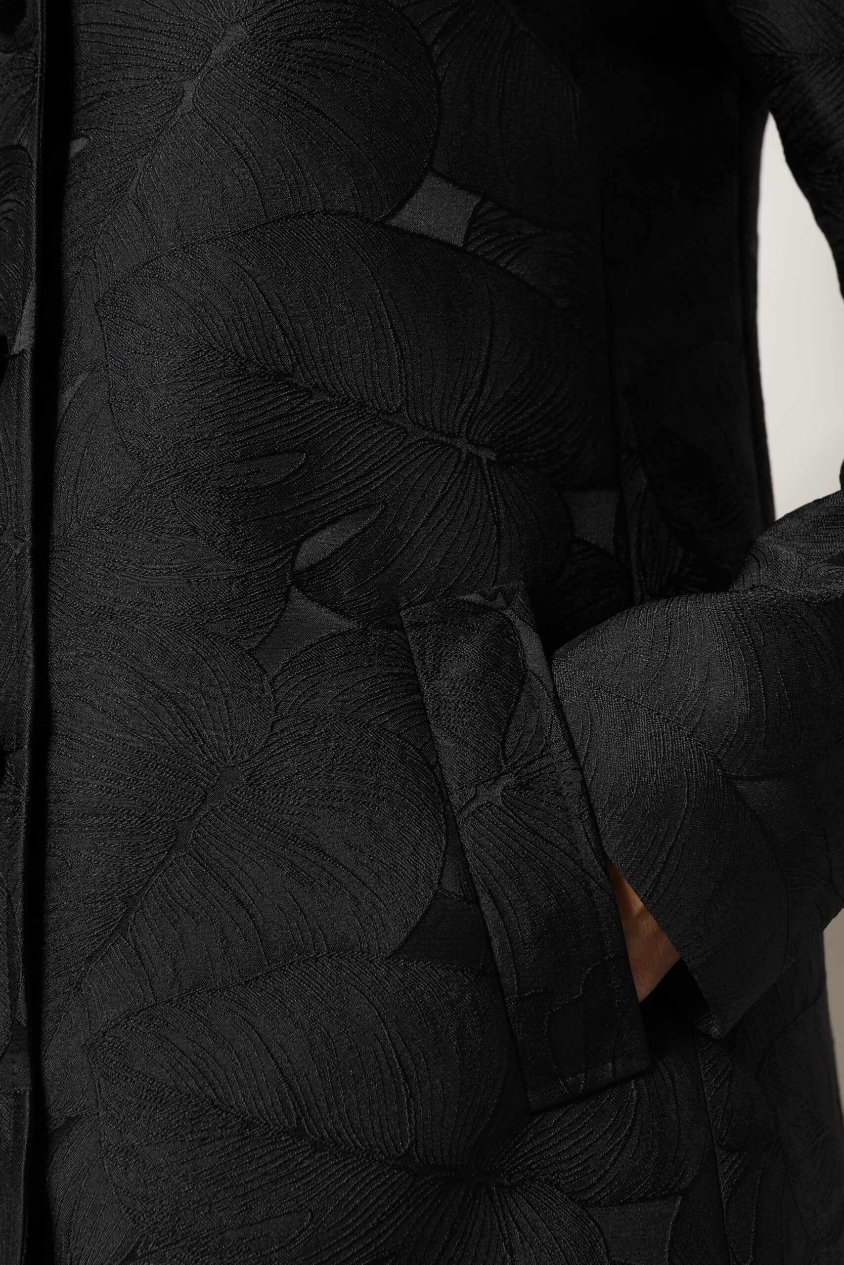 Dolce & Gabbana Black Single Breasted Trench Coat Jacket - ClickThatClicks 