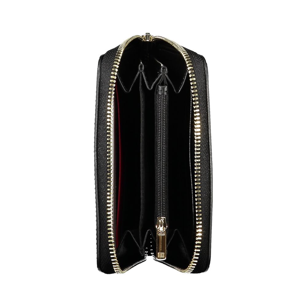 Tommy Hilfiger Elegant Zip Wallet with Ample Storage - ClickThatClicks 