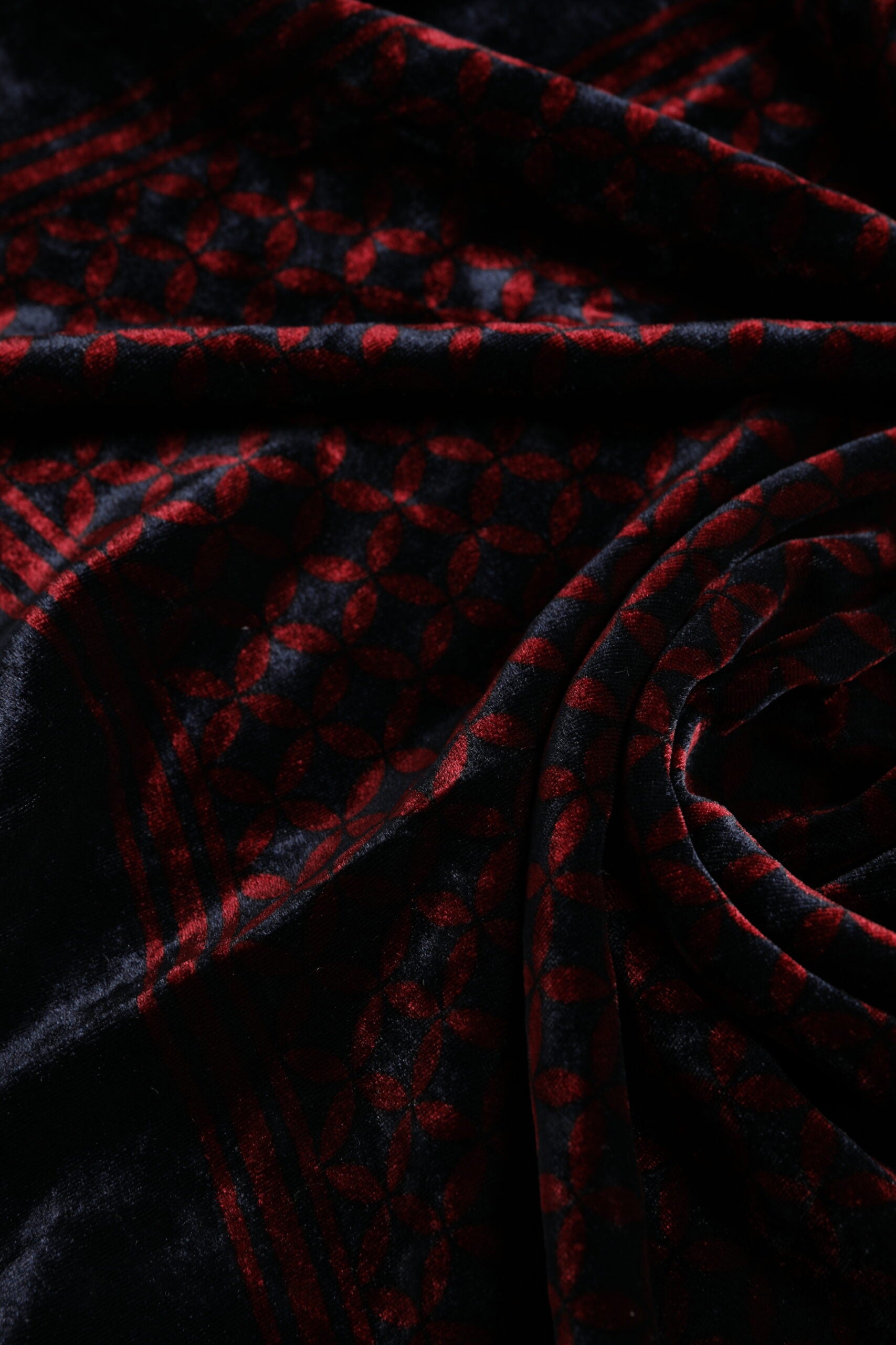 Dolce & Gabbana Black Red Viscose Square Men Foulard Scarf - ClickThatClicks 