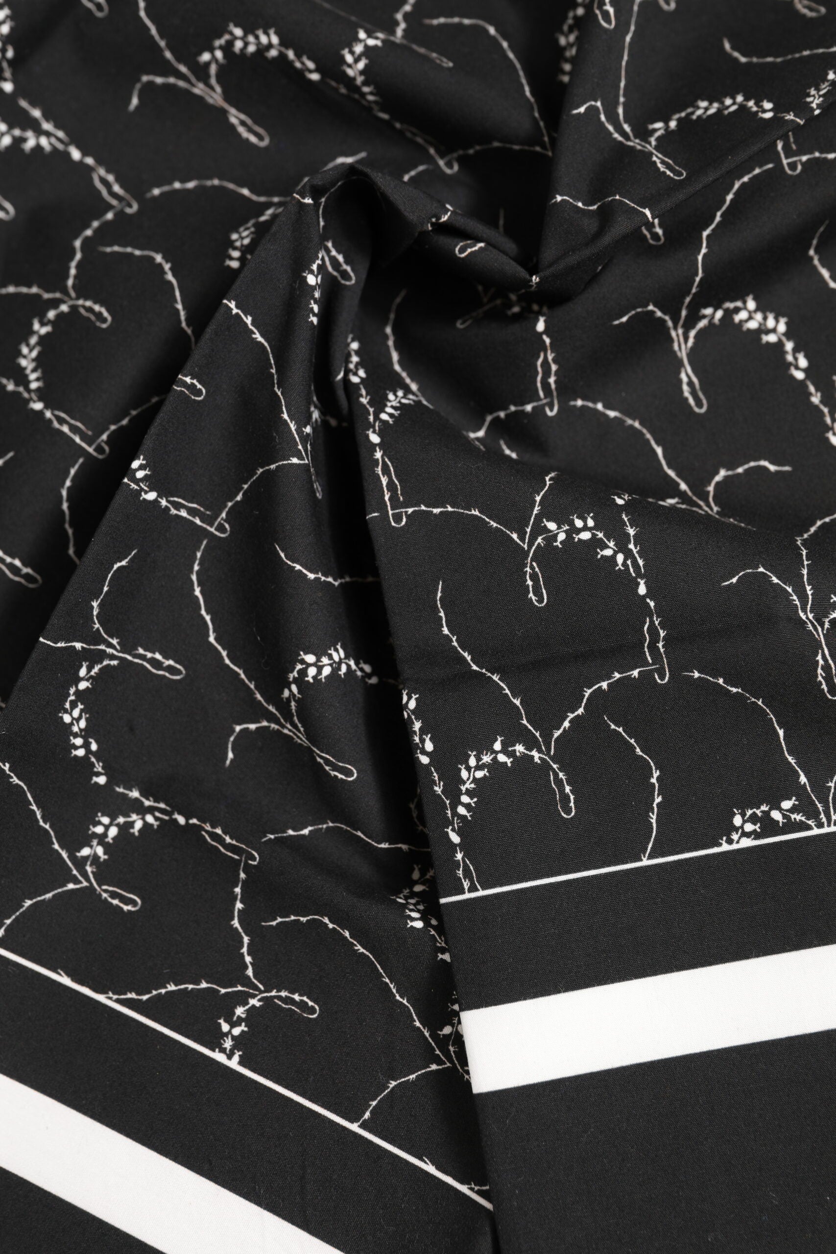 Dolce & Gabbana Black White Printed Square Men Foulard Scarf - ClickThatClicks 