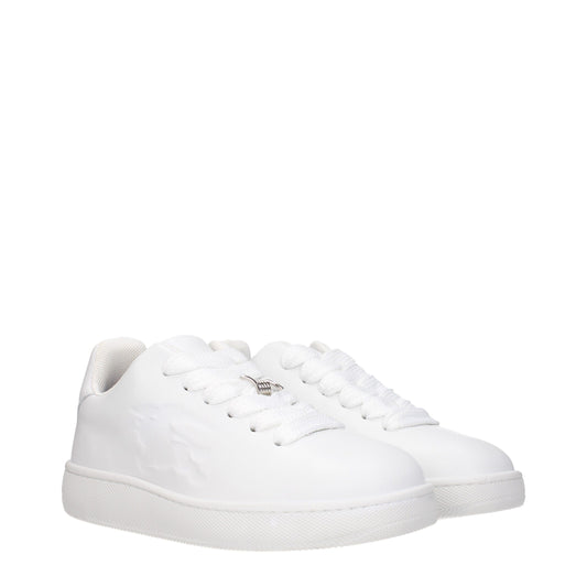 Burberry White Leather Low Top Sneakers - ClickThatClicks 