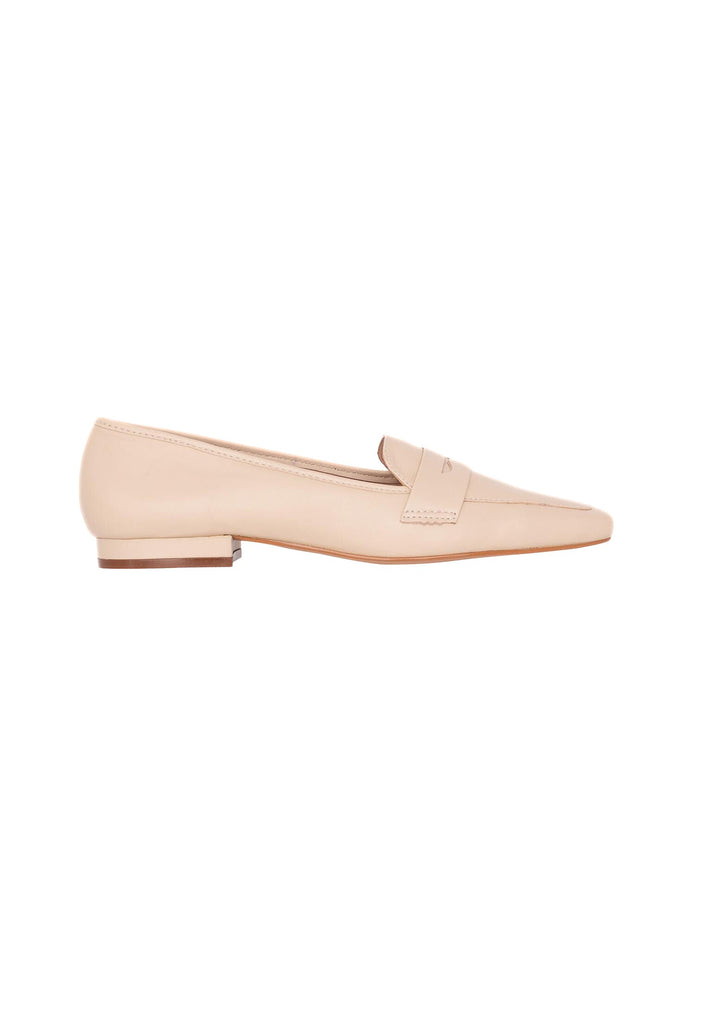 Mangará Atelier Beige Leather Flats Cipó – Women’S Square-Toe Loafers