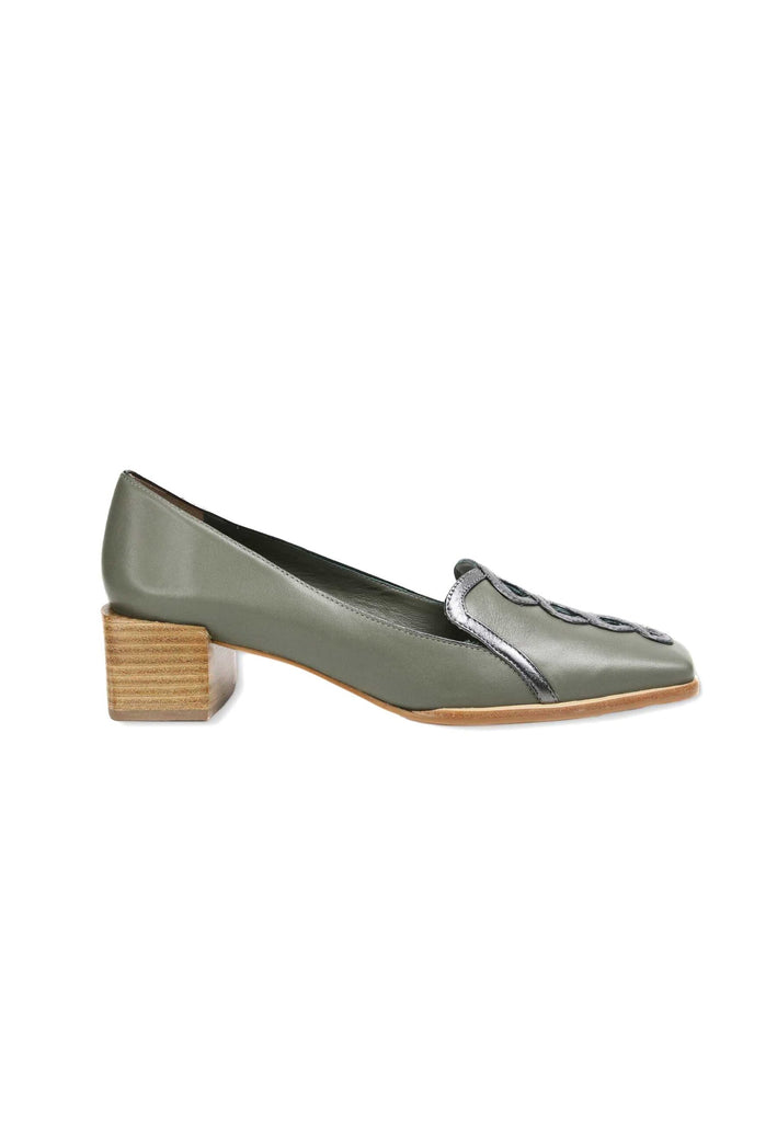 Mangará Atelier Handcrafted Green Leather Loafers – Timeless Style & Everyday Comfort