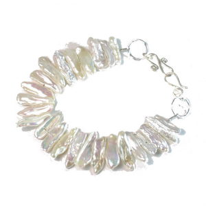 Ivory Biwa Pearl Bracelet