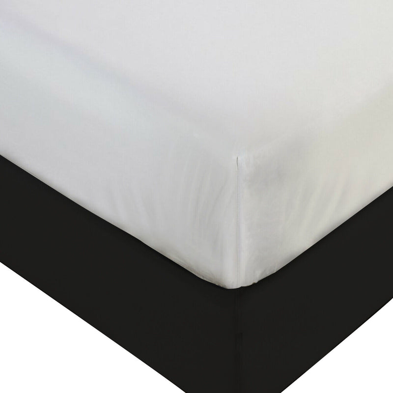 Vinyl Mattress Protector – Waterproof & Non-Allergenic (3 Sizes Available)