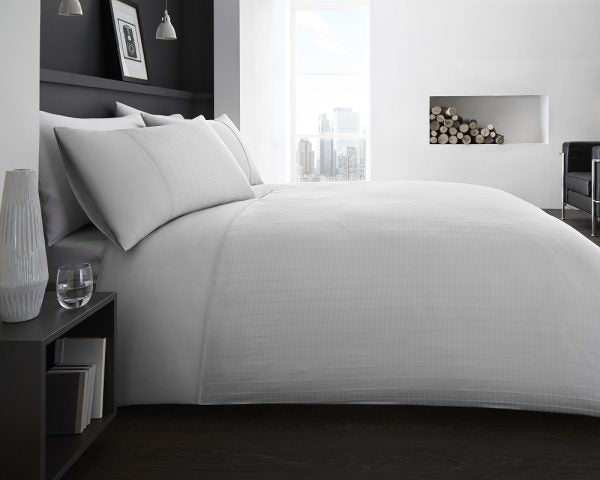 Ontario Duvet Set – Modern Comfort & Timeless Style (Available in 2 Colours)